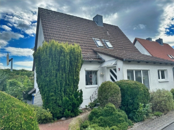 Eingang - Sarstedt – Nähe Kipphut: Gepflegtes Einfamilienhaus