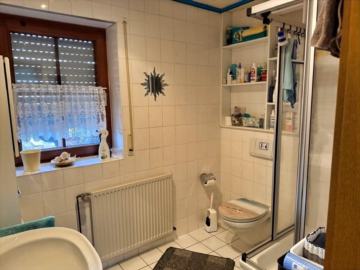Bad EG - Sarstedt-Schliekum: Gemütliches Einfamilienhaus für die kleine Familie