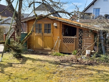 Gartenhaus - Sarstedt-Schliekum: Gemütliches Einfamilienhaus für die kleine Familie