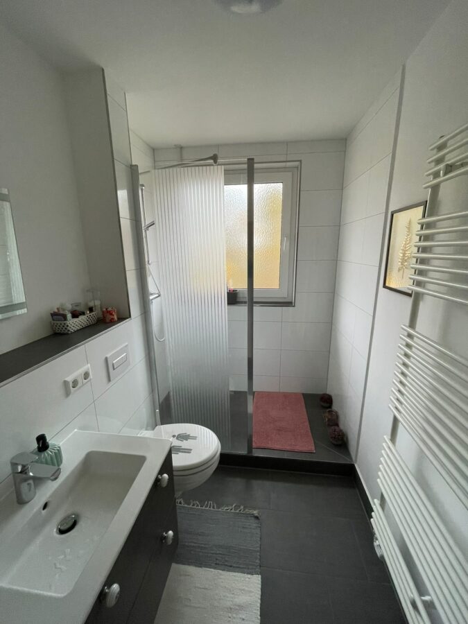 Vermietung: 3-Zimmer-Wohnung mit Loggia 1 Bad - Vermietung: 3-Zimmer-Wohnung mit Loggia