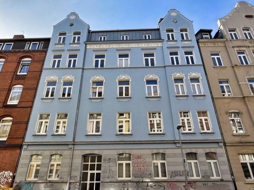 Gepflegtes Mehrfamilienhaus in Top Lage von Linden, 30451 Hannover, Mehrfamilienhaus