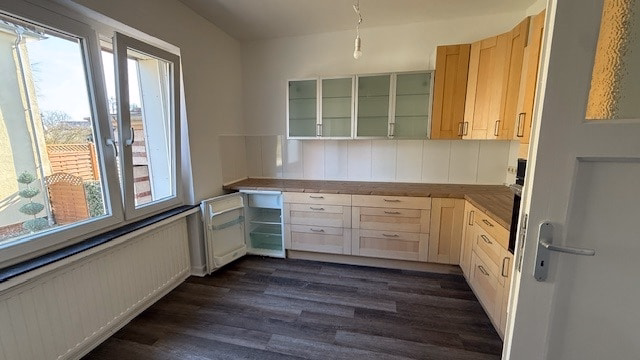 Döhren: Zweifamilienhaus – Kaffeemühle auf einem großzügigen Grundstück, 30519 Hannover, Zweifamilienhaus