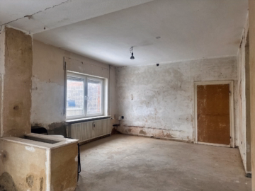Wohnzimmer - Ilsede-Solschen: Charmantes Backsteinhaus mit Nebengelass, Balkon und Keller