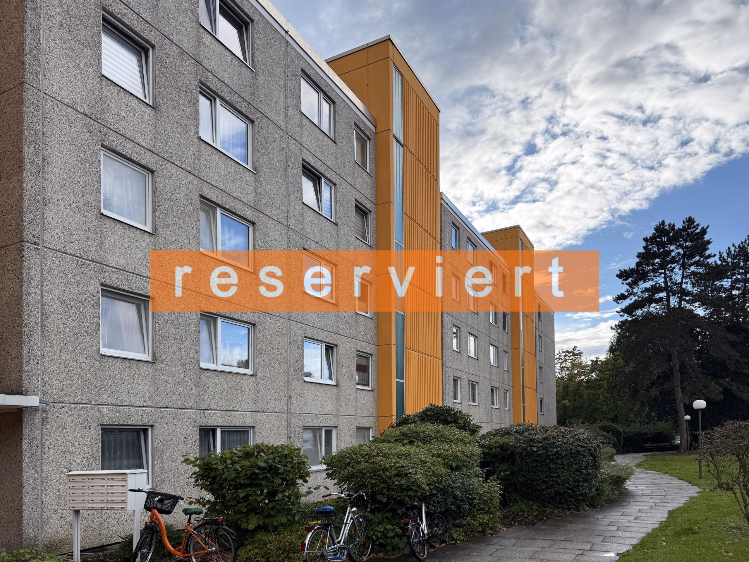 Celle: Vermietete 1,5-Zimmer-ETW mit Loggia und Stellplatz, 29223 Celle, Erdgeschosswohnung