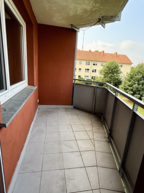 Aussenansichten - Celle-Heese: Helle 3-Zimmer-Eigentumswohnung mit durchdachtem Grundriss