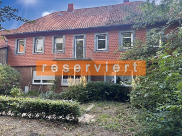 Sibbesse-Adenstedt: Ehemaliges Forsthaus mit Nebengelass und großem Grundstück, 31079 Sibbesse, Einfamilienhaus
