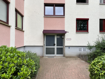 Eingangsbereich - Geräumige 2-Zimmer-Erdgeschosswohnung mit Loggia