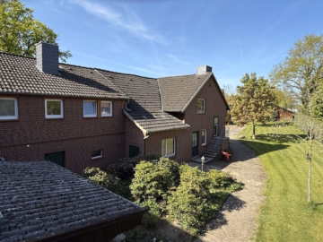 Außenansicht - Resthof mit großzügigem Grundstück und vielseitiger Nutzungsmöglichkeit in Beedenbostel