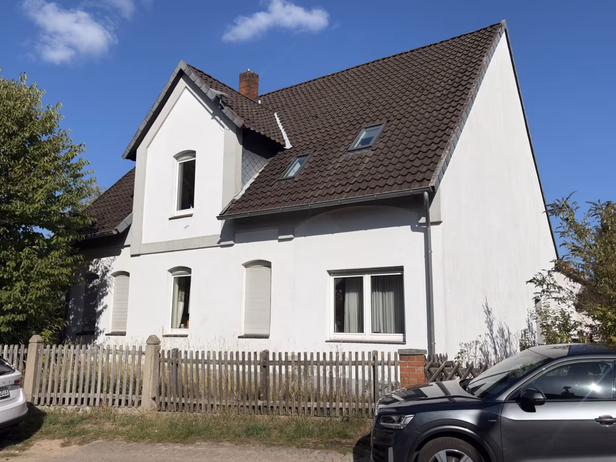 Straßenansicht