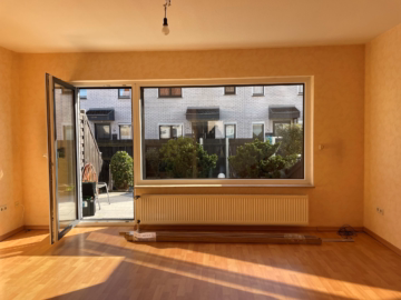 Wohnzimmer - Vermietung: Reihenmittelhaus in Garbsen