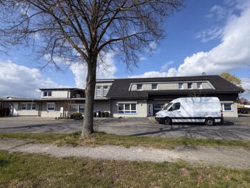Vielseitig nutzbare Gewerbeimmobilie in Burgdorf-Hülptingsen, 31303 Burgdorf, Büro/Praxis