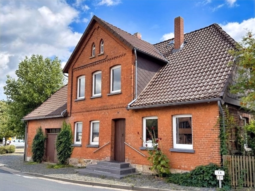 Bauernhaus auf Traumgrundstück in Ihme-Roloven, 30952 Ronnenberg, Bauernhaus