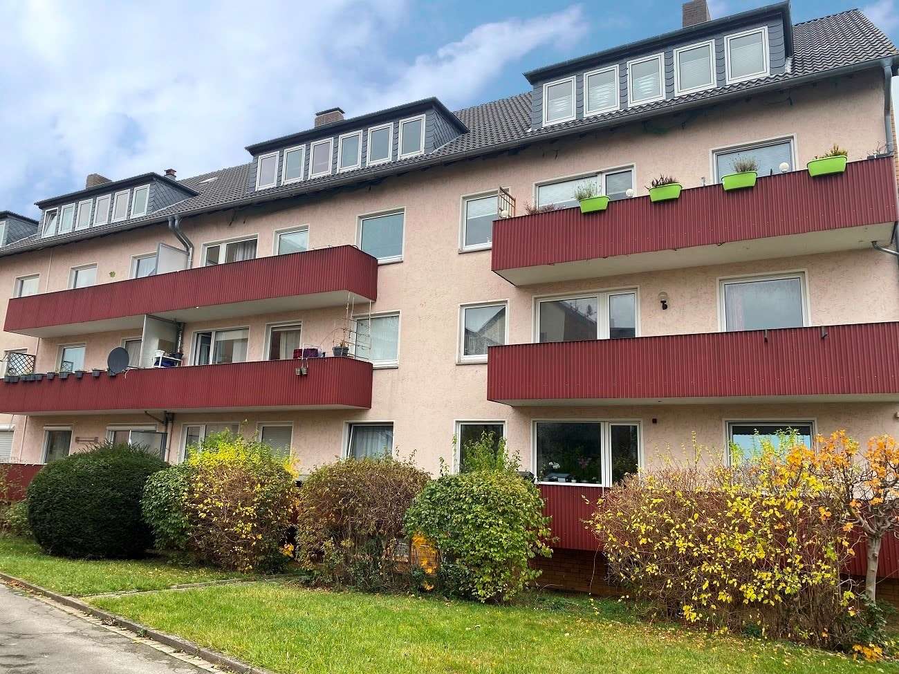 Diekholzen-Söhre: Vermietete 4-Zimmer-Eigentumswohnung, 31199 Diekholzen, Etagenwohnung