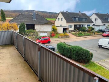 Ausblick vom Balkon - Diekholzen-Söhre: Vermietete 4-Zimmer-Eigentumswohnung